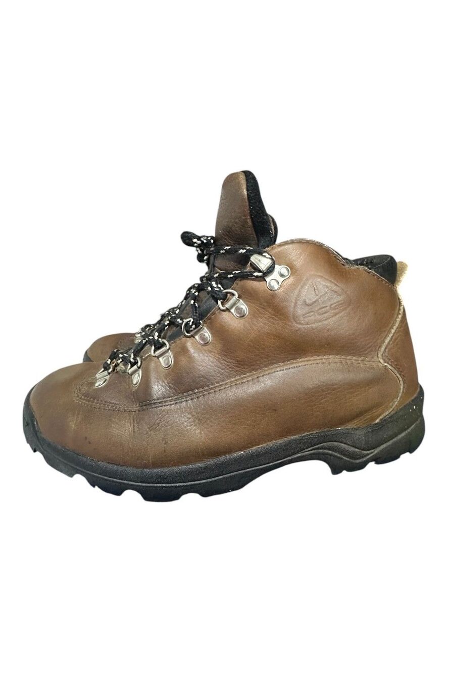 Vintage Nike ACG Hiking Minnarette Boots Womens  8 Brown Leather Trail 148057